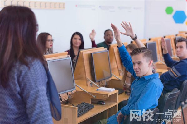 2024年成都职业技术学院录取分数线(各专业最低分数线排名位次)