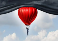 银行工作人员也开始街头发传单了 究竟是怎么回事？