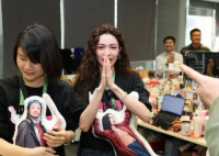 钟楚曦:喜欢恋爱不是一种病 到底是什么意思？