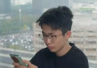 何同学致歉 抄袭道歉引发网友热议