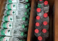 员工称胖东来不卖农夫山泉绿瓶水 为什么不卖有哪里不好吗？