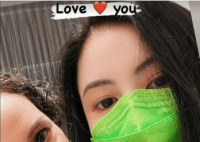 张柏芝久违露面 晒与父母合影 画面曝光简直太让人意外了