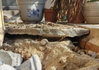 长沙一小区楼栋周围下沉2米多 原因竟是这样简直太吓人了