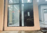 重庆一女厕安装透明落地窗 官方回应 原因竟是这样太崩溃了