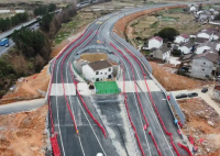 江西“最强钉子户”独守孤房 背后真相实在让人惊愕