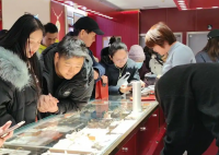 胖东来金饰每克便宜100元 事件始末2025最新消息