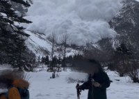 雪崩亲历者称4公里距离30秒就到眼前 事件始末2025最新消息