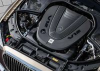 奔驰确认保留V8与V12发动机 究竟是怎么回事？