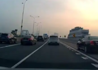 男子回应1年举报2277起违章被骂 事件始末2025最新消息