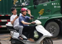 女生面试群演 结果电动车被录取了 事件始末2025最新消息