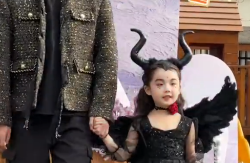 重庆云阳一幼儿园开展T台秀活动 画面曝光简直让人惊艳