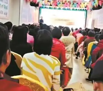老人相信手机号能改命被骗数万元 原因竟是这样太崩溃了