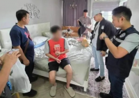 28岁中国网红在泰国被持刀抢劫 事件始末2025最新消息