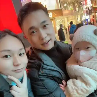 妻女患癌 95后丈夫直播跳舞赚治疗费 原因竟是这样太无奈了