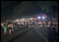 贵州一漂流景区大量游客滞留至半夜 究竟是怎么回事？