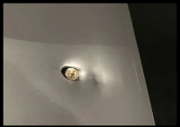 中国商人巴西遭抢劫 电脑挡下一枪 内幕实在让人惊个呆